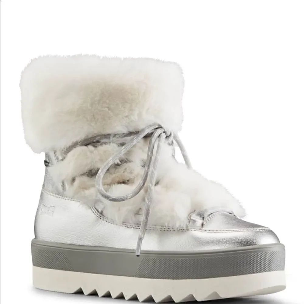 Cougar
Vanity Polar Plush Leather Winter Booties